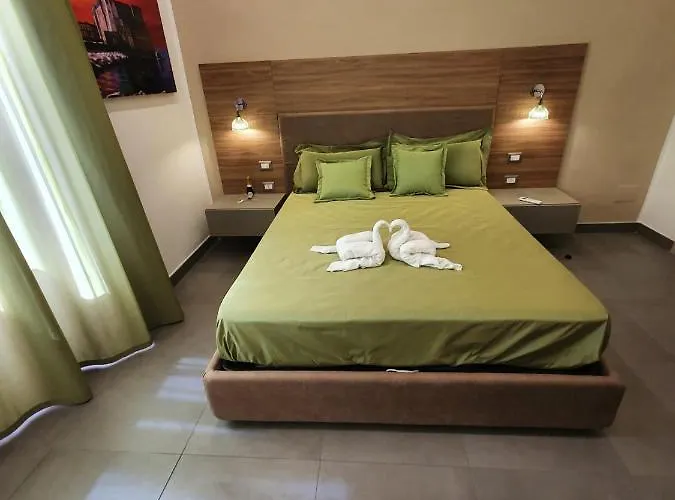 QUEEN MEDINA Centro Storico Napoli